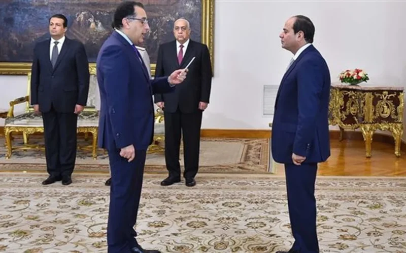 بقاء مدبولي.. الكشف عن ملامح التعديل الوزاري المرتقب في مصر خلال ساعات